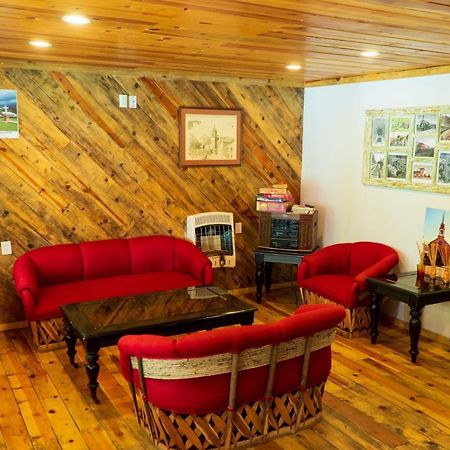 Hotel La Estacion Creel Extérieur photo